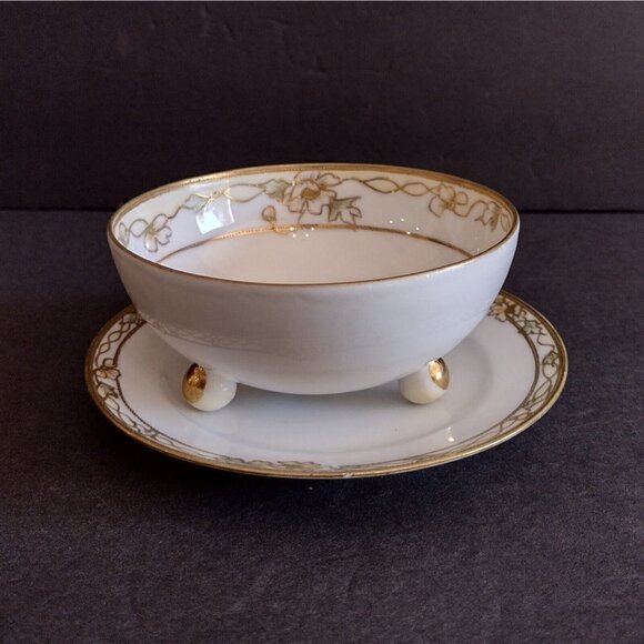 Vintage Nippon Hand Painted 3 Legged Soup Sauce Bowl W/ Saucer Gold Gilt Floral - Picture 3 of 10